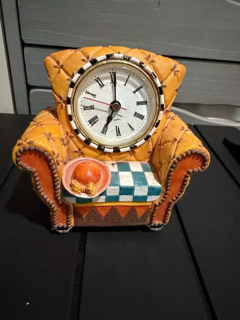 Milson & Louis Hand Painted Quartz Overstuffed Chair Novelty Desk Clock
